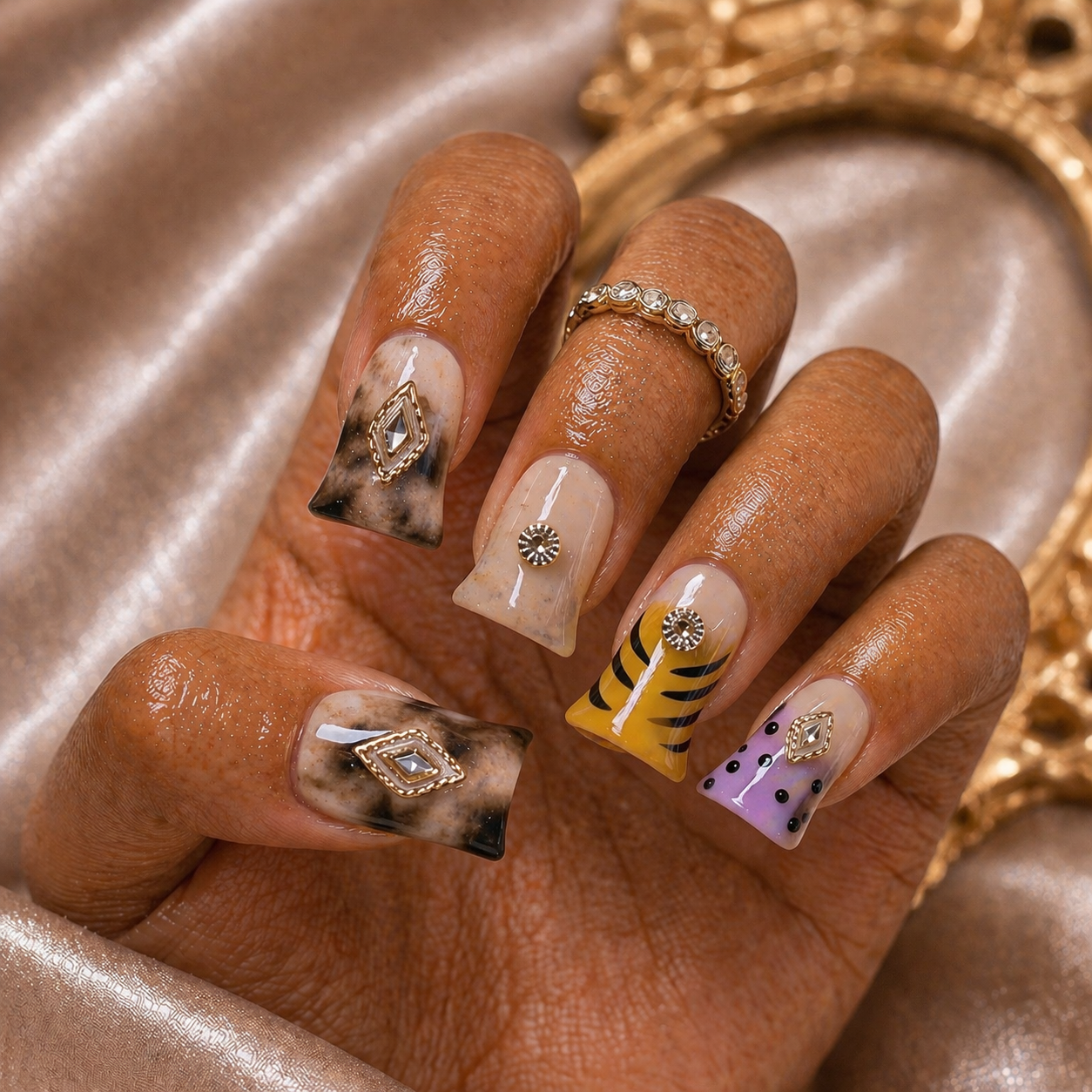 Glamour Duck Nails Size L